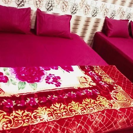 Nirmala Sadan Home Stay Ayodhya Dham Esterno foto