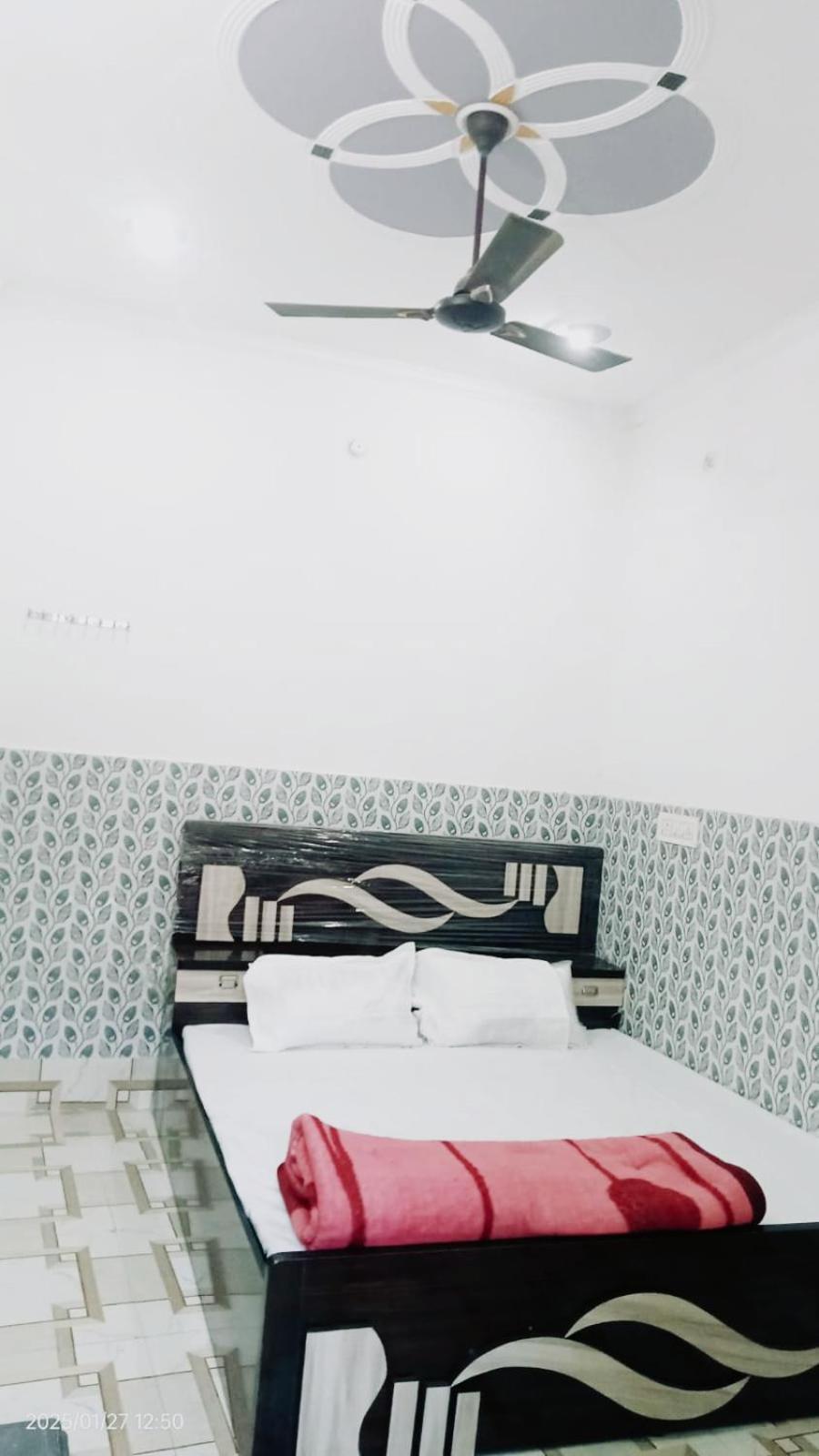 Nirmala Sadan Home Stay Ayodhya Dham Esterno foto